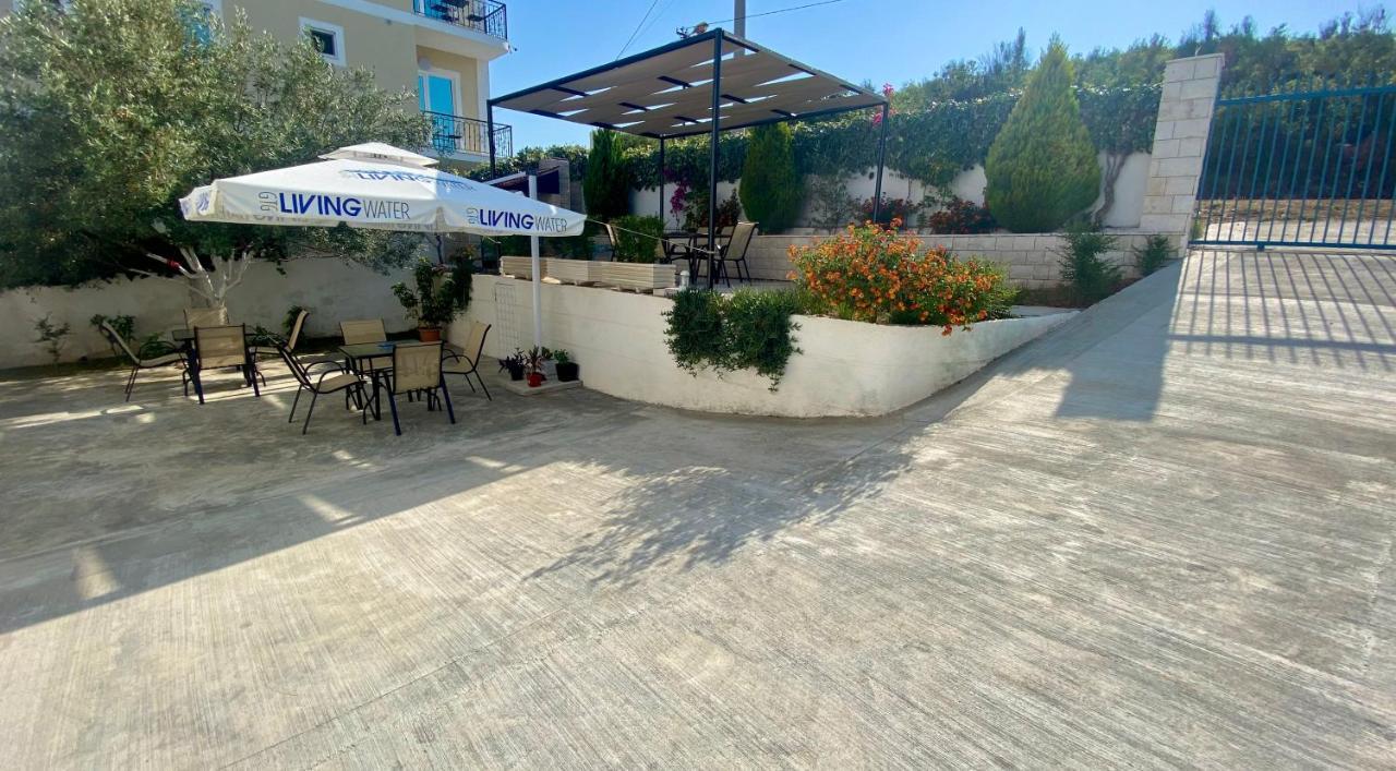 Hotel Vila Ali Ksamil Extérieur photo